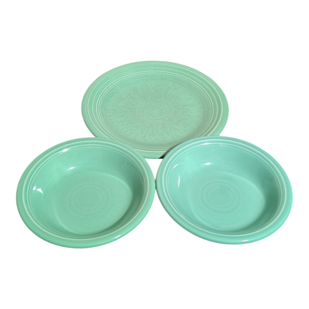 Fiestaware Sea Mist Or Jadeite Color Vintage 3pc set Plate And 2 Bowls/Plate